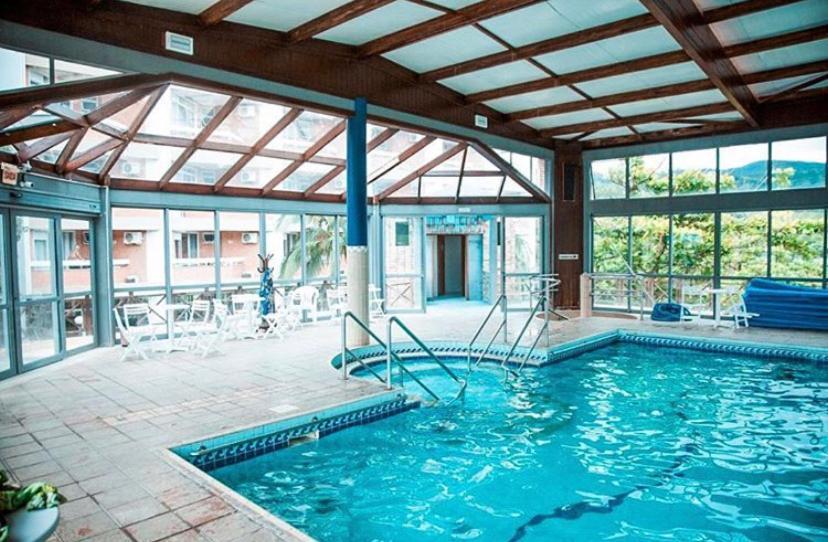 Flats Termais Em Condominio Apart Hotel De Aguas Termais غرافاتال المظهر الخارجي الصورة